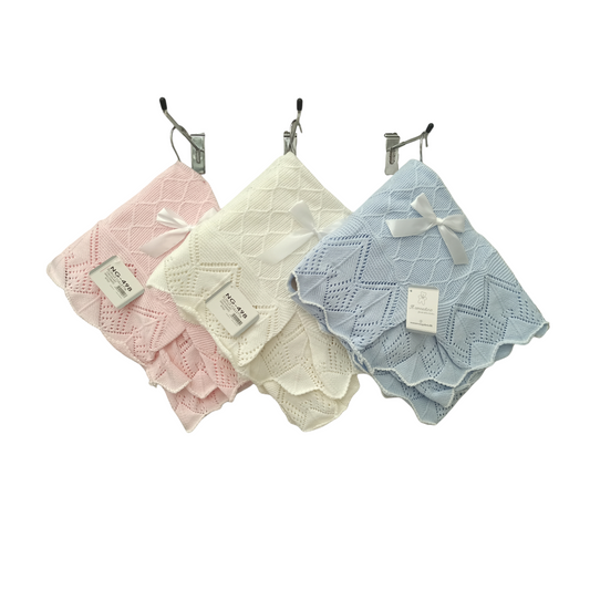 Scialle in filo culla NG 498 A