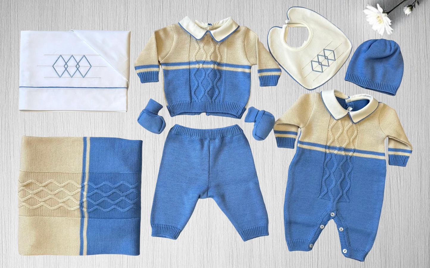 Coperta in lana ricamata Teneri & Belli TC 411